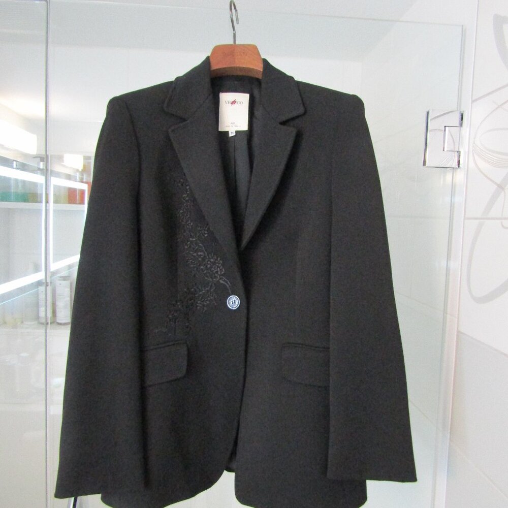 VERTIGO Black Embroidered Blazer Jacket Coat-Lined---Size Medium--Excellent